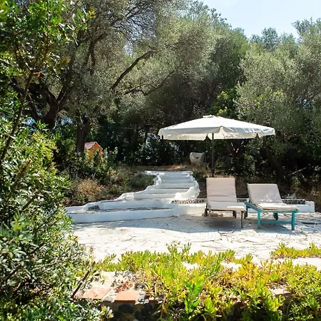 Сasa de vacaciones Lilly - Lovely Small Among Olive Trees *