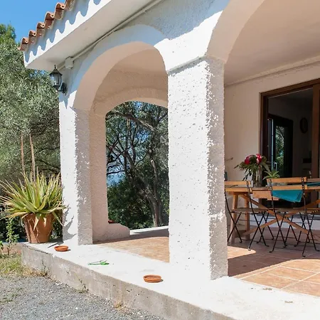 Сasa de vacaciones Lilly - Lovely Small Among Olive Trees Sarroch
