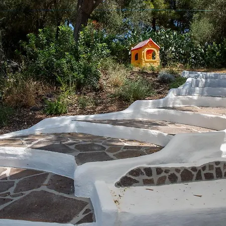 Сasa de vacaciones Lilly - Lovely Small Among Olive Trees Sarroch